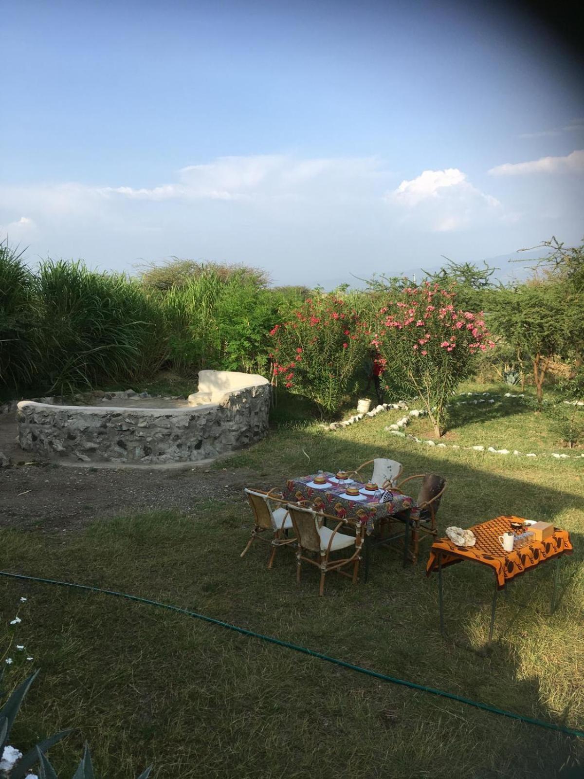Lake Natron Maasai Guesthouse Mtowabaga Eksteriør bilde