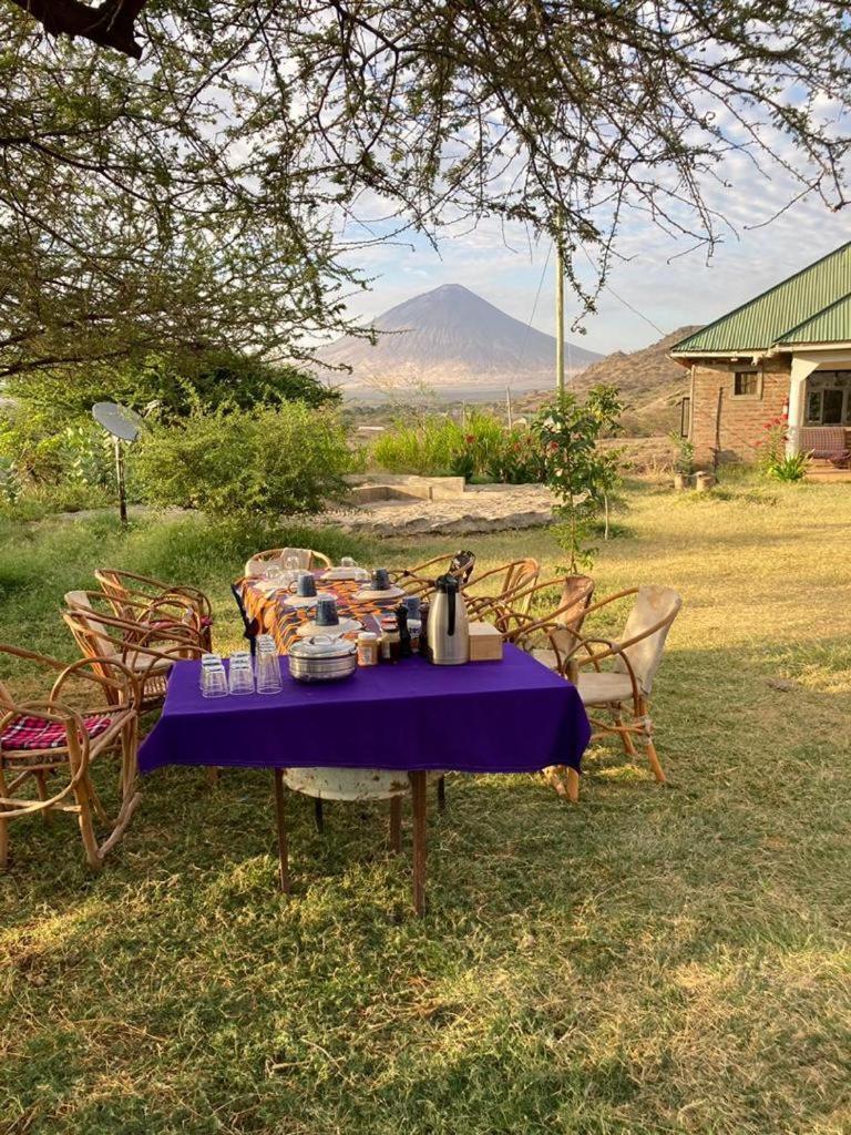 Lake Natron Maasai Guesthouse Mtowabaga Eksteriør bilde